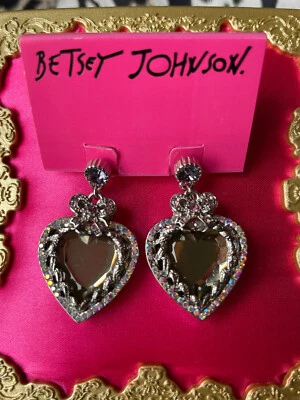 Pendientes Betsey Johnson Amatista Púrpura Gris Cristal Espejado Corazón Arco AB Foto 1 de 2