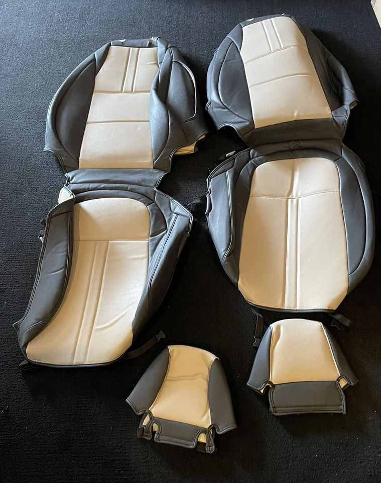 Чехлы на сиденья 2018 Honda Civic Coverking Neosupreme - Изображение 1 из 1