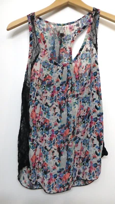 Camisa tocador para mujer mediana multicolor camiseta sin mangas transparente LADOS DE ENCAJE con volantes en la parte posterior Foto 1 de 4