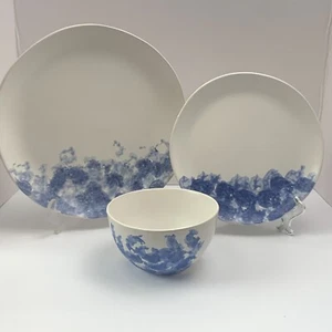 Food Design Italian Stoneware Place Setting 3 Piece Blue White 2 Plates 1 Bowl - Picture 1 of 17