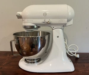KitchenAid Miscelatore da appoggio KSM90WW Ultra Power testa inclinabile 300w bianco tutti gli accessori - Foto 1 di 9