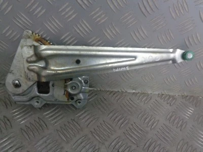 Suzuki Swift 2008 5 puertas conductor lateral ventana trasera bobinadora original fabricante de equipos originales Foto 1 de 4