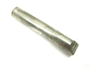 1983 YAMAHA 83 YTM200 YTM 200 YTM200EK TRI-MOTO 24W - RR VALVE ROCKER ARM SHAFT - Picture 1 of 2