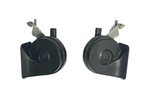 01-06 BMW E46 3-SERIES SET OF 2 HIGH & LOW TONE NOTE PITCH HORN SIGNAL OEM - Picture 1 of 9
