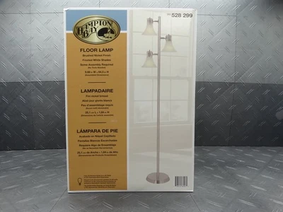 Lámpara de pie Hampton Bay 64-1/2 pulgadas de níquel cepillado con 3 pantallas de campana de plástico 528299 Foto 1 de 4