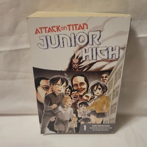 Attack on Titan: Junior High Vol. 1 Paparback Manga von Saki Nakagawa - Bild 1 von 4