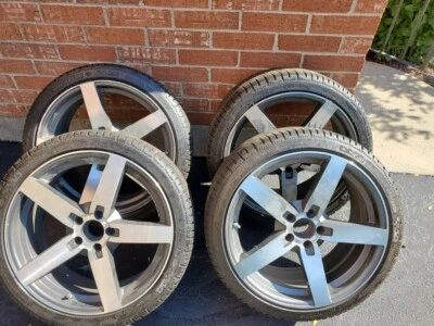 Mercedes Benz Car tires & rims - Image 1 of 4