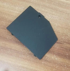 Abdeckung Cover Door 13N0-MBB0311 13GN2V1AP071-1 für Asus ROG G75V G75VX G75VW - Bild 1 von 2