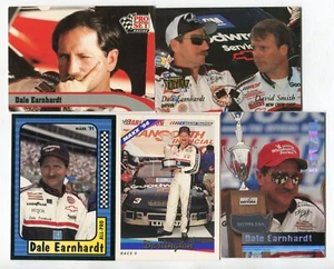 Lote de 5 tarjetas coleccionables Dale Earnhardt Sr. HOF NASCAR CARRERAS DE AUTOS DE CARRERAS (LOTE 66) - Imagen 1 de 1