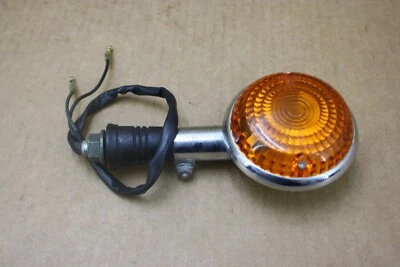 95-99 YAMAHA XV1100 VIRAGO & 99-04 VSTAR 1100 OEM INTERMITENTE TRASERO DERECHO CON BOMBILLA Foto 1 de 4