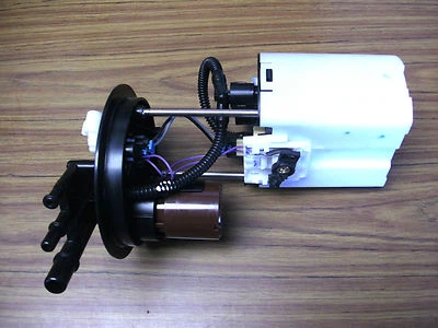 NUEVA UNIDAD DE ENVÍO DE COMBUSTIBLE GM OEM 19152657 (BARB7195 DS1564) Foto 1 de 4