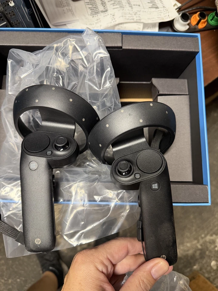 Controladores de movimento sem fio de realidade mista HP Windows direita esquerda TPC-Q044-C1 CAIXA - Imagem 1 de 4