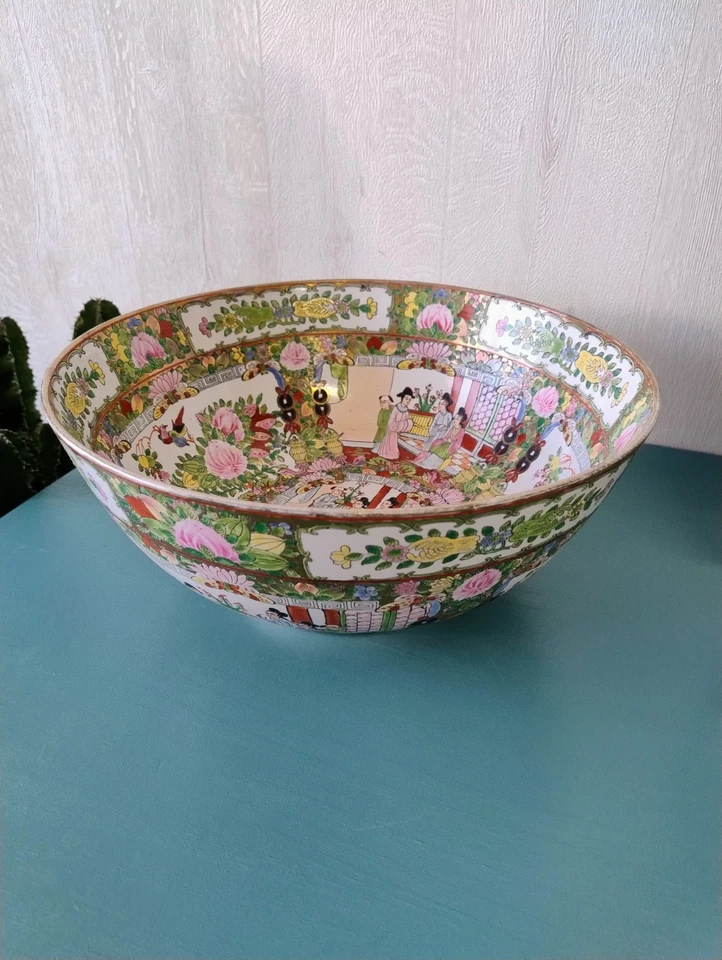 Grande coupe porcelaine Chinoise - Famille Rose  - Photo 1/4