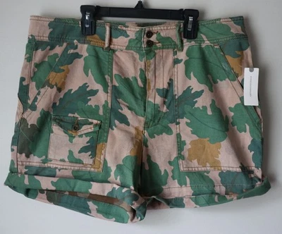 Anthropologie The Wanderer Shorts Pink and Green Women’s Size 32 - Image 1 of 4