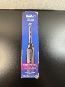 Oral-B PRO 100 CROSSACTION Brand New - Picture 1 of 6