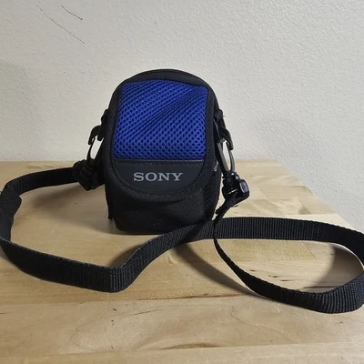 Sony Cybershot Digital Camera Padded Case Blue & Black Carry Strap & Belt Loop - Image 1 of 4