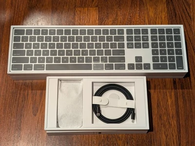 Apple Magic Keyboard w/Numeric Keypad (Space Gray/ Black) A1843 and Magic Mouse - Image 1 of 4