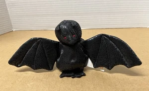 Vintage Russ Berrie Spooky Silkies IGOR Plush Bat Beanbag Mini Rare Halloween L2 - Picture 1 of 10