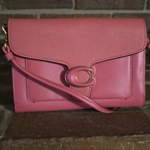 Coach Tabby Chain Clutch Pink - Picture 1 of 10