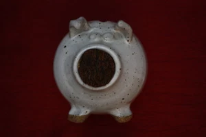 Salvadanaio in ceramica grigio e marrone lavorato a mano - Foto 1 di 6