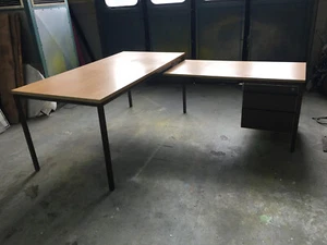 Eckschreibtisch Buche mit Schubladenschrank - Bild 1 von 2