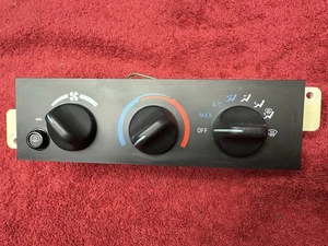 98-02 Camaro HVAC Control Head Climate A/C Air Conditioner Heater Control 48K OE - Picture 1 of 13