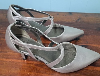 LifeStride 玫瑰金绑带正装鞋 高跟鞋 8.5 M 软系统鞋跟 预购 — 第 1/4 张图片