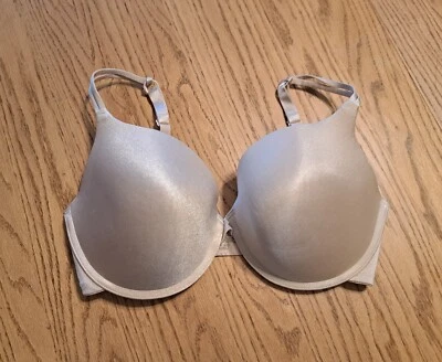 Camiseta Ambrielle 36DD bege sutiã com aro cobertura total - Imagem 1 de 4