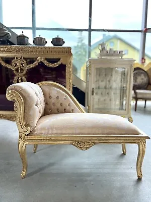 Chaise Longue Small French Louis XV Chaise Longue Baroque Bedroom Bench In Beige • 299€