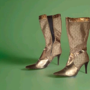 Botas altas GUESS 👢 para mujer talla 81/2 - Imagen 1 de 13