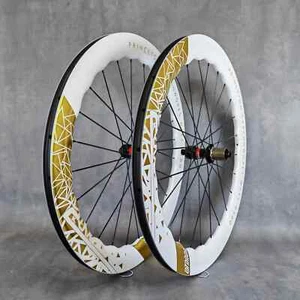Set ruote bici da strada in carbonio 700C freno a disco tubolare tubeless UD lucido 24 fori - Foto 1 di 13