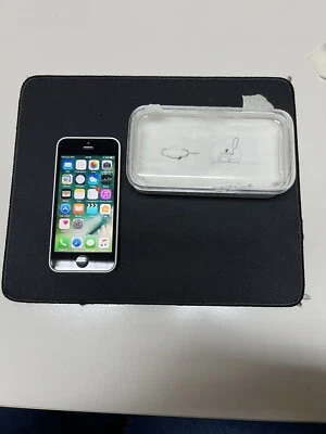 APPLE IPHONE 5C 8GB Bianco - SCATOLA ORIGINALE APPLE - Condizione Come Nuovo - Immagine 1 di 3