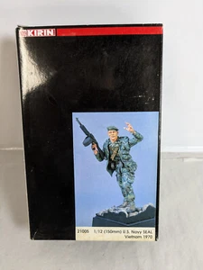 Kirin 21005 U.S.Navy Seal Vietnam 1970 Resina Kit 1/12 K1 - Foto 1 di 3