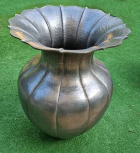 Antike große Vase Übertopf Mittelstück aus Zinn x Einrichtung Haus oder Bauernhof - Bild 1 von 4