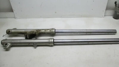 1981 YAMAHA VIRAGO 750 XV750 GARFOS DIANTEIROS CONJUNTO DE SUSPENSÃO DE CHOQUE PAR - Imagem 1 de 4