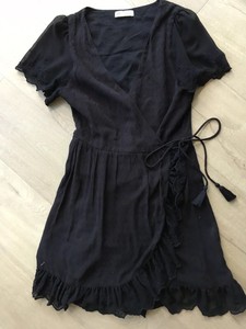 zara robe cache coeur