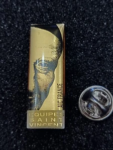 Pin's Pins Pin Enamel 41 Association  Sociale AIC FRANCE "ÉQUIPES SAINT VINCENT" - Picture 1 of 3