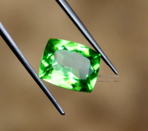 Hermosa piedra preciosa suelta corte cojín natural peridoto verde certificado peridoto 9CT - Imagen 1 de 7