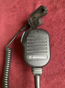 Motorola NMN6193C Noise Cancelling Speaker Microphone HT1000 XTS2500 XTS5000 - Picture 1 of 5