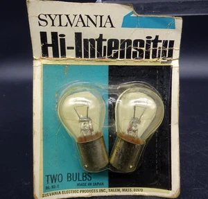 Vintage 2 Sylvania 93 High-intensity Light Bulbs 12 Volt 12 Watt Automobile - Foto 1 di 2