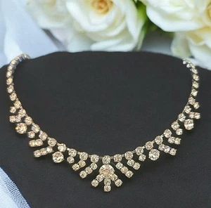 Estate Crystal Rhinestone  1960s Necklace 39cm Wedding Formal Sparkly Vintage  - Bild 1 von 3