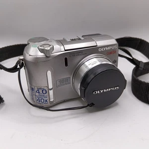 Olympus Camedia Digital Camera C-750 10 x Ultra Zoom 4.0MP Silver - Picture 1 of 16