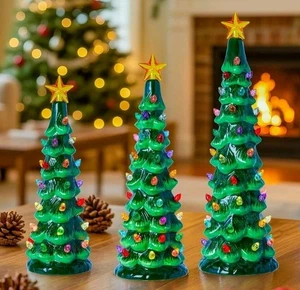 Brightown beleuchteter Keramik Weihnachtsbaum 3er Set, vorbeleuchtete handbemalte Tischplatte - Bild 1 von 6