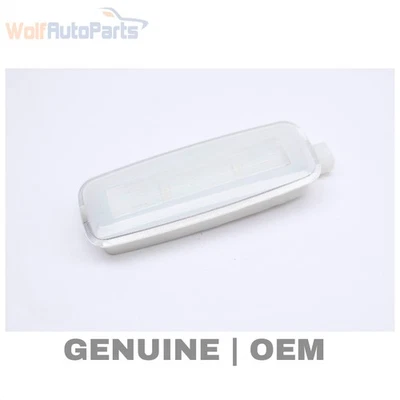 AUDI TTS QUATTRO 2011-2014 CUPÉ MK2 - luz de tocador/maquillaje 4H0947105A Foto 1 de 4