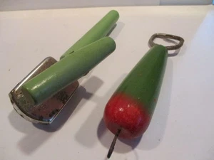1930's Wood Edlund Green Hand Can Opener & Green/Red Handle Bottle Opener - Picture 1 of 4