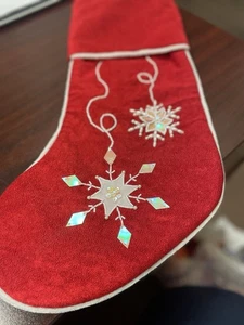 Christmas Stocking - Snowflakes Red White Sequin Iridescent Large Euc 6.50 Ship - Picture 1 of 3