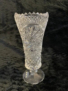 Vintage Glass Crystal Footed Vase Pinwheel Diamond Point Pattern 7" - Picture 1 of 8