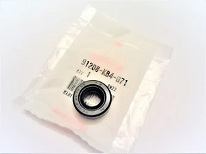 Honda SHIFT SHAFT SEAL CT90 CT110 CT200 CL90 SL90 S65 S90 GENUINE OEM - Picture 1 of 2