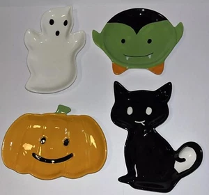 Halloween Teller 4er Set Boston Warehouse Kürbis Katze Geist Vampir 7,5 Zoll - Bild 1 von 9