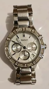 DKNY Women's Chronograph Silver Tone Quartz Watch NY8507 5 ATM - Free UK P&P - Picture 1 of 7